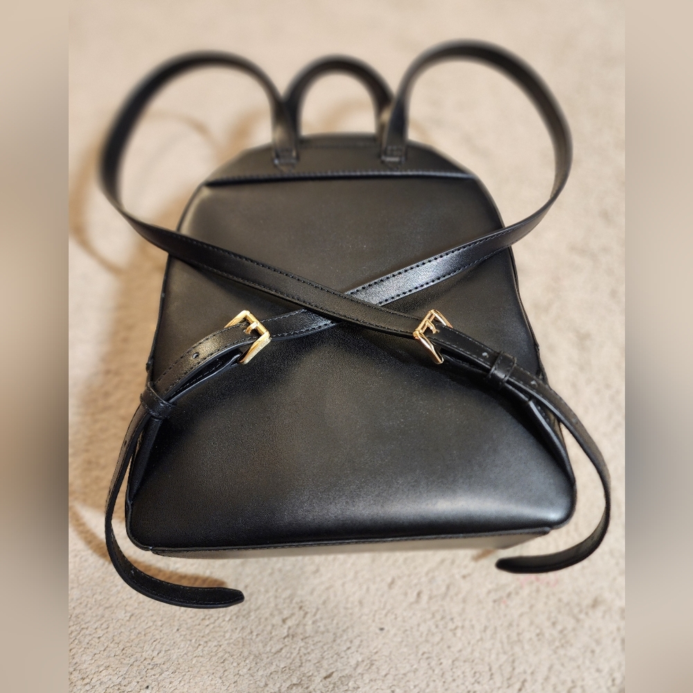 Michael Kors Black Pebbled Leather Backpack Gold Hardware NWT $498 - Picture 2 of 13